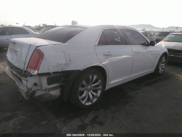 2C3CCAAG0JH338506 Chrysler 300 Touring L