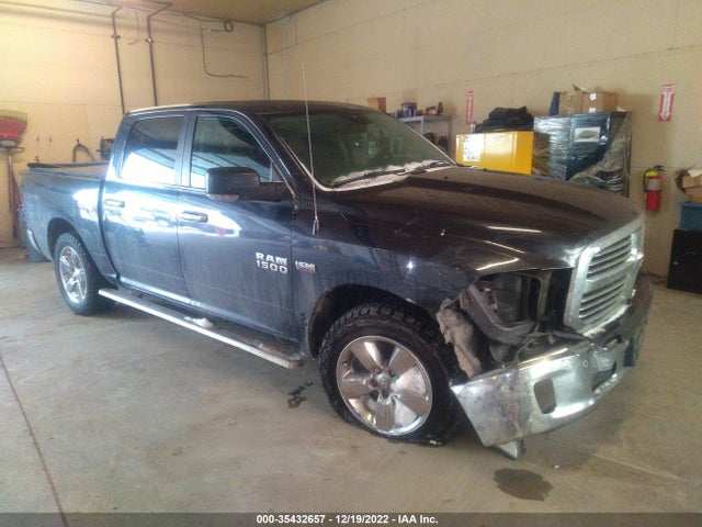 2016 Ram 1500, VIN: 1C6RR7LT4GS223157
