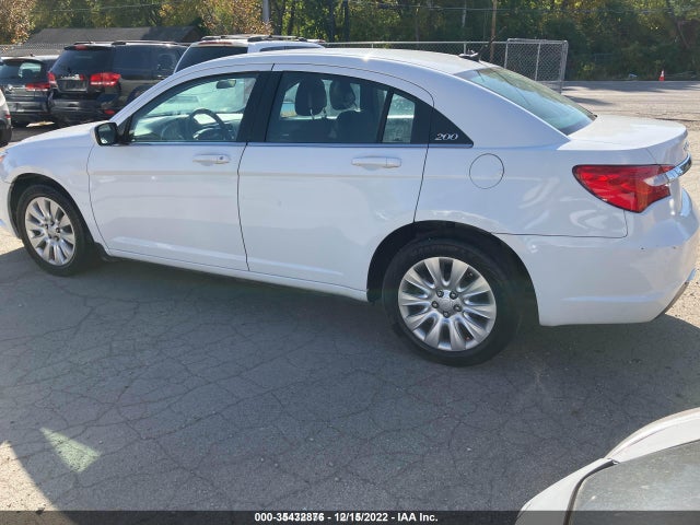 Chrysler 200 LX 2013 1C3CCBAB0DN686084 Image 3