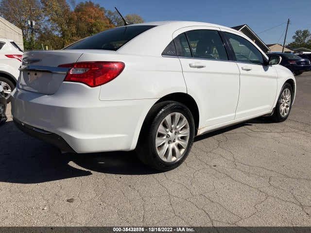 Chrysler 200 LX 2013 1C3CCBAB0DN686084 Image 4