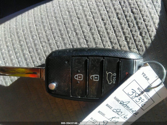2016 Kia Sedona, VIN: KNDMB5C1XG6127424