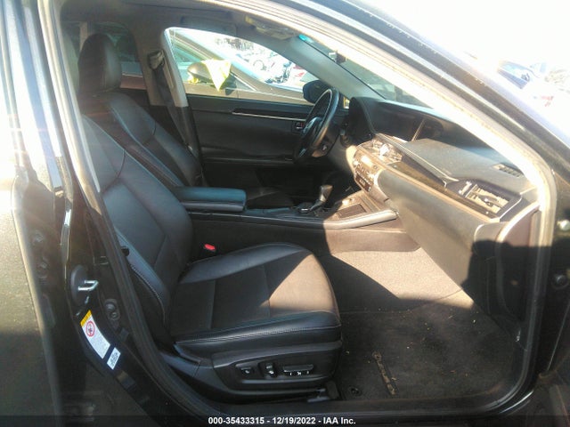 2016 Lexus ES, VIN: 58ABK1GG2GU018549
