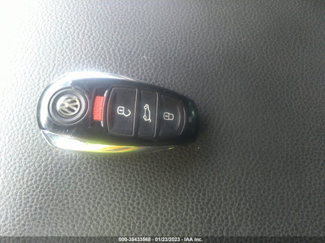 WVGEF9BPXDD000701 Volkswagen Touareg Sport