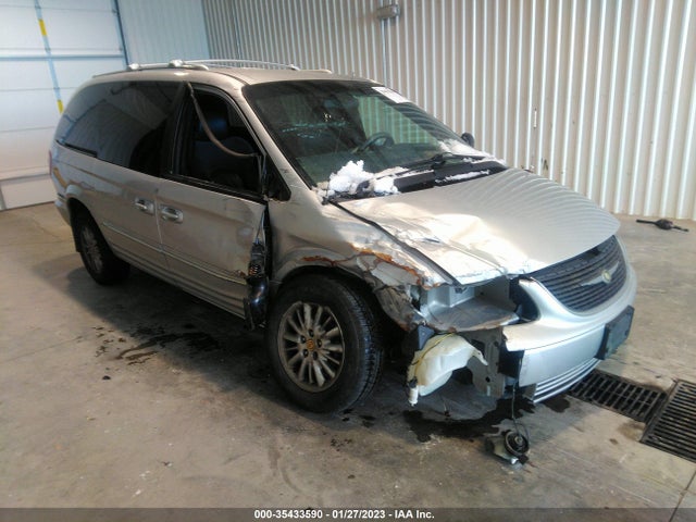 2002 CHRYSLER TOWN & COUNTRY LIMITED VIN: 2C8GP64L52R657143