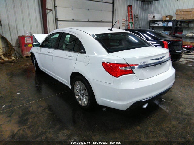 1C3CCBAB0EN143402 Chrysler 200 LX
