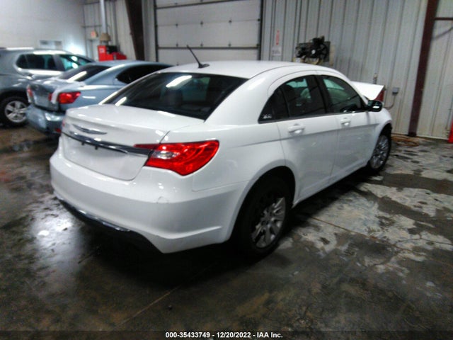 1C3CCBAB0EN143402 Chrysler 200 LX