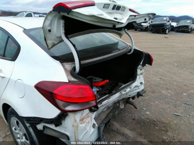 3KPFK4A72HE047704 KIA FORTE LX
