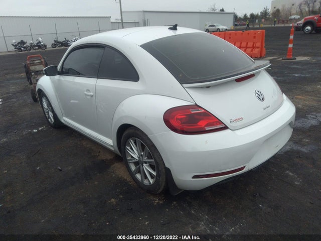 2018 Volkswagen Beetle, VIN: 3VWFD7AT1JM707331