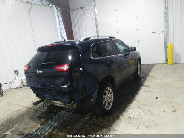 2015 Jeep Cherokee, VIN: 1C4PJLCB7FW643767