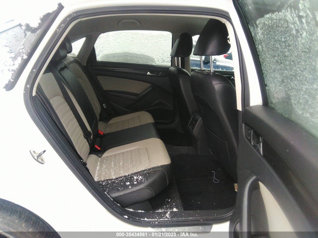 1VWBT7A32FC013080 Volkswagen Passat 1.8t Sport