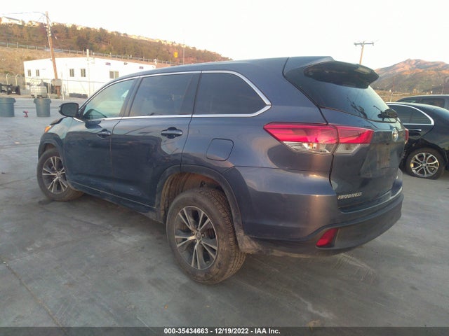 2018 Toyota Highlander, VIN: 5TDZZRFH0JS263201