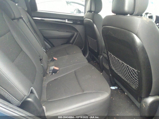 2014 KIA SORENTO LX VIN: 5XYKT3A64EG550405