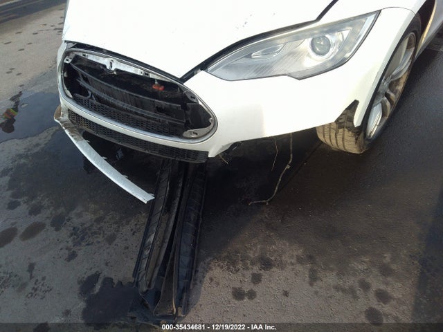 Tesla MODEL S 2013 5YJSA1CG3DFP08433 Image 6
