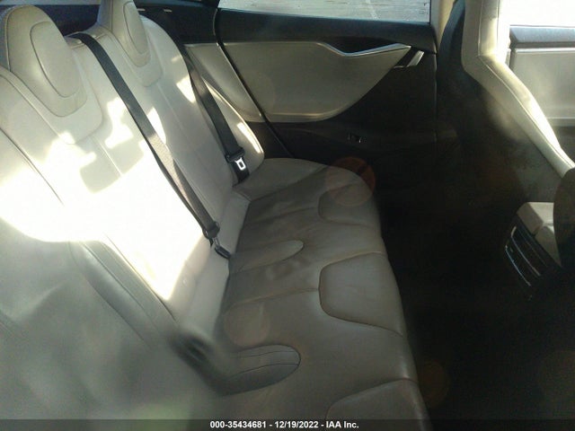 Tesla MODEL S 2013 5YJSA1CG3DFP08433 Image 8