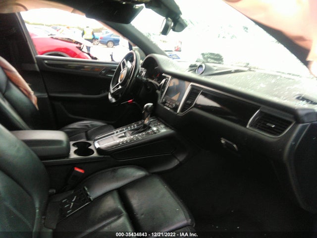 2018 Porsche Macan, VIN: WP1AA2A5XJLB01696