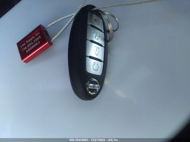 3N1CP5CU3KL531819 Nissan KICKS SV