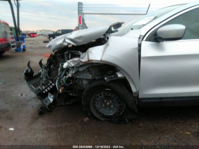 JN1BJ1CP9KW530510 Nissan Rogue Sport S