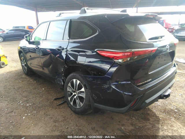 2022 Toyota Highlander, VIN: 5TDHZRBH2NS204741