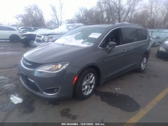 Chrysler Pacifica Touring L 35th 2020 аукцион фото