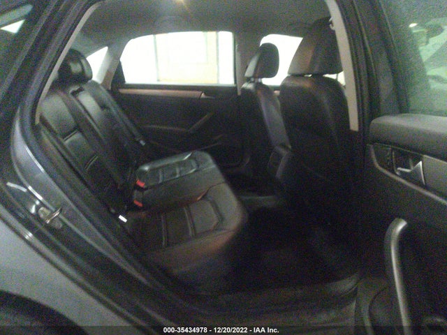 1VWAT7A36FC056655 Volkswagen Passat 1.8t Wolfsburg Ed