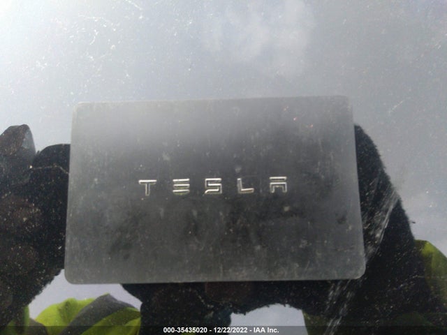 Tesla Model Y 2020 5YJYGDEFXLF014092 Image 3