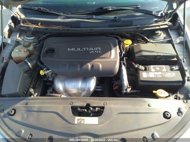 2015 CHRYSLER 200 LIMITED VIN: 1C3CCCAB4FN633607