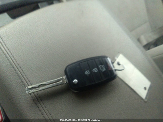 2017 Kia Sedona, VIN: KNDMA5C17H6271694