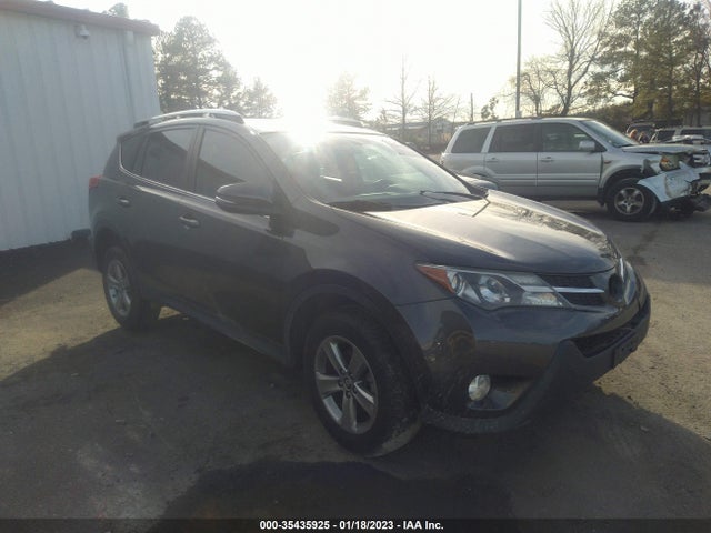 2015 Toyota RAV4, VIN: JTMRFREV2FJ047645