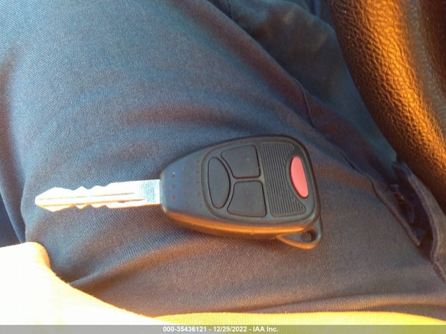 Chrysler 200 2014 1C3CCBAB7EN214028 Image 44