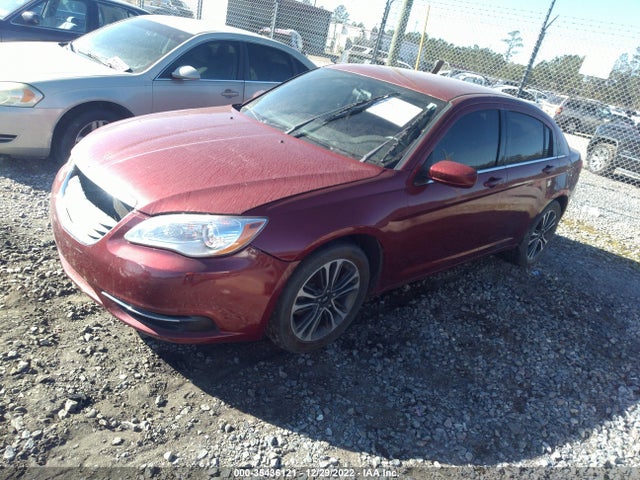 Chrysler 200 2014 1C3CCBAB7EN214028 Image 35