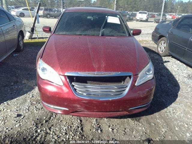 Chrysler 200 2014 1C3CCBAB7EN214028 Image 39