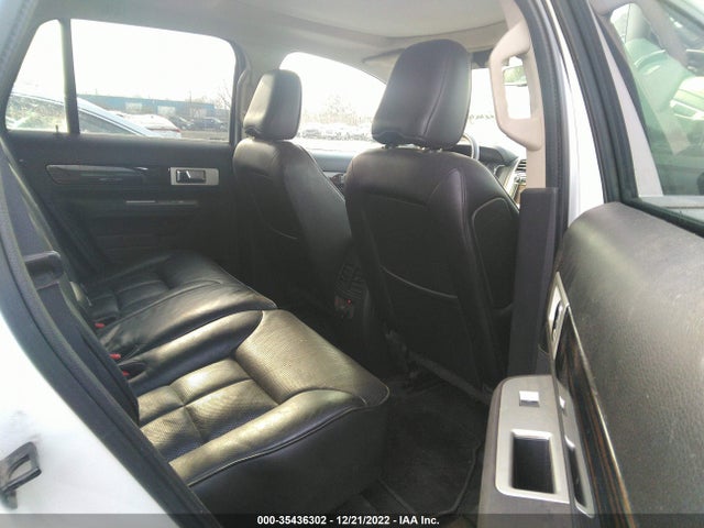 Lincoln MKX 2010 2LMDJ8JC0ABJ15106 Image 8