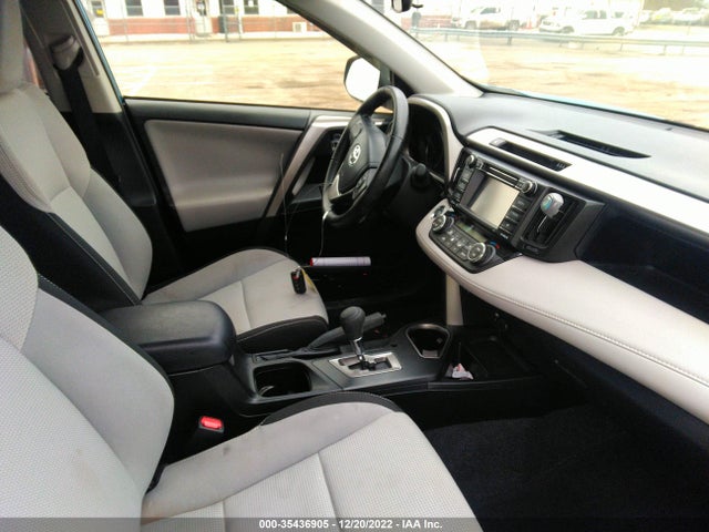 2018 TOYOTA RAV4 XLE/ADVENTURE VIN: JTMWFREV2JJ743739