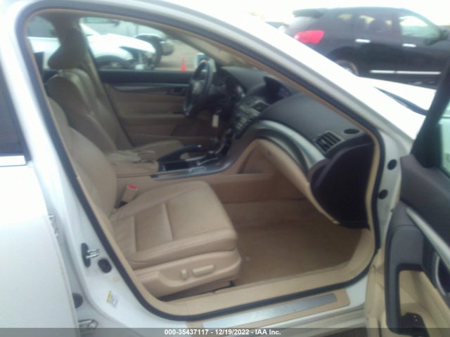 Acura TL 2010 19UUA8F2XAA013700 Image 5