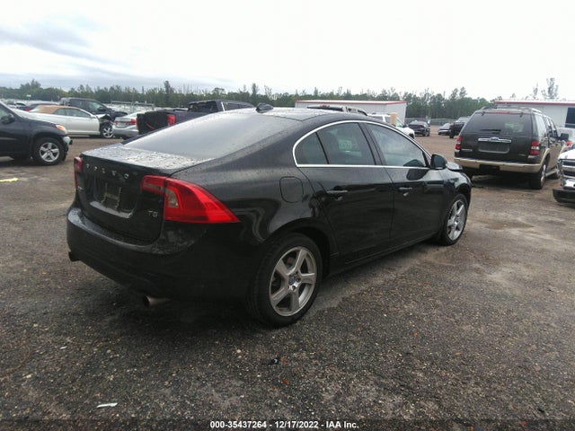 Volvo S60 T5 W/moonroof 2012 YV1622FS1C2122359 Image 4