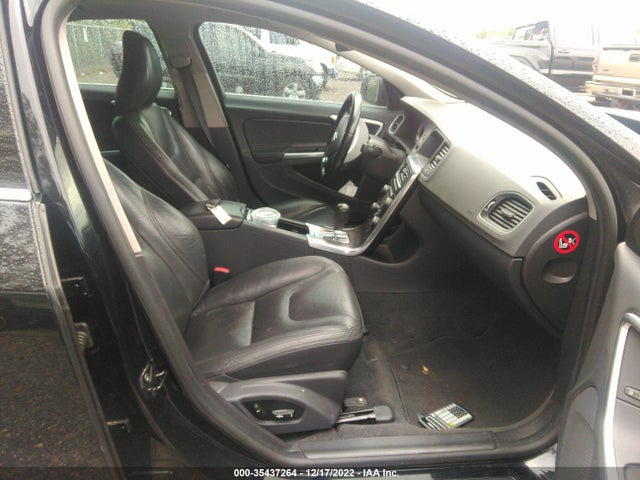 Volvo S60 T5 W/moonroof 2012 YV1622FS1C2122359 Image 5