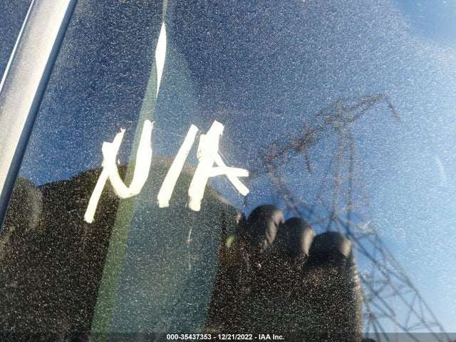 Tesla Model Y Long Range 2022 7SAYGDEE2NF382599 Image 10