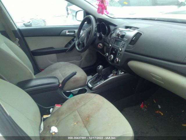 KNAFU4A25D5736055 KIA FORTE EX