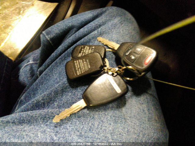 1C3CDZAB5EN133471 Dodge AVENGER SE
