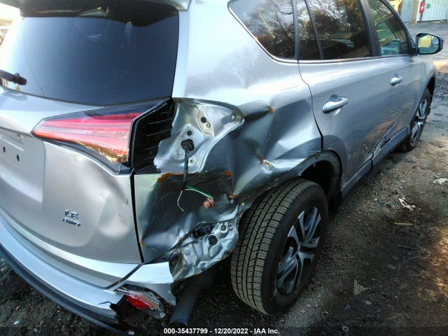 2017 Toyota RAV4, VIN: 2T3BFREV2HW612773