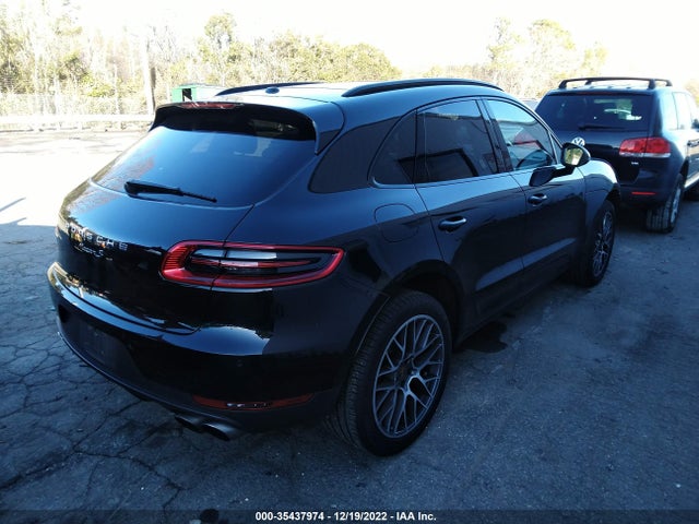 2017 Porsche Macan, VIN: WP1AB2A52HLB21142