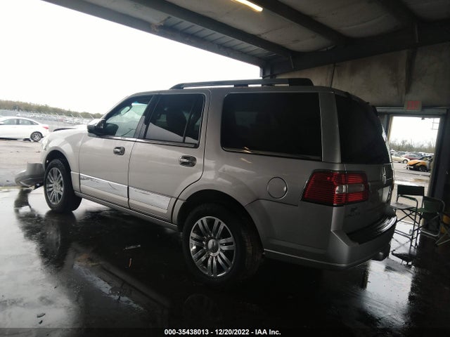 Lincoln Navigator 2010 5LMJJ2H55AEJ08415 Image 3