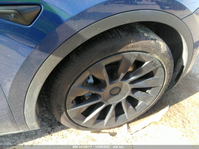 Tesla Model Y Long Range 2020 5YJYGDEE1LF049126 Image 14