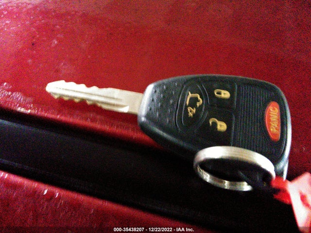 Chrysler 200 LX 2013 1C3CCBABXDN705918 Image 3