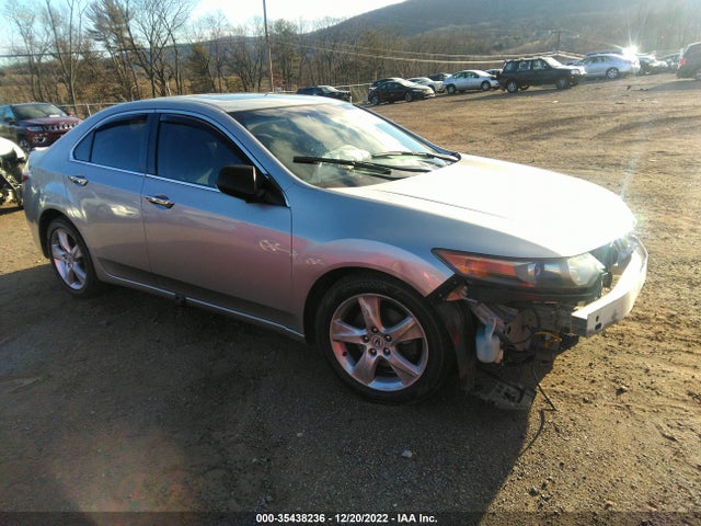 2010 JH4CU2F60AC024774 main image