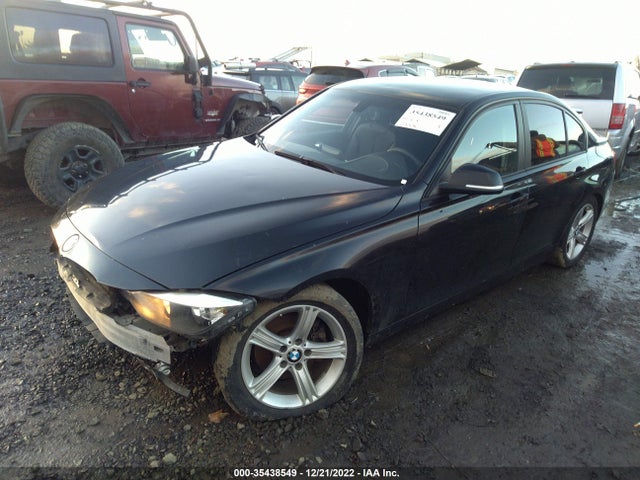 BMW 3 Series 320i 2014 WBA3B1G57ENS80358 Image 2