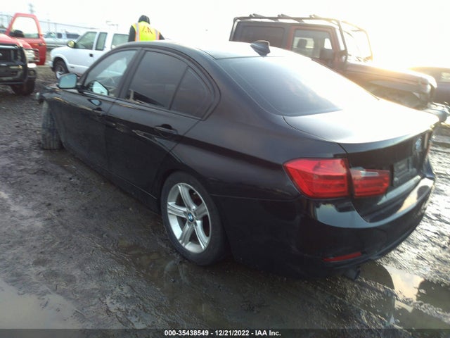 BMW 3 Series 320i 2014 WBA3B1G57ENS80358 Image 3