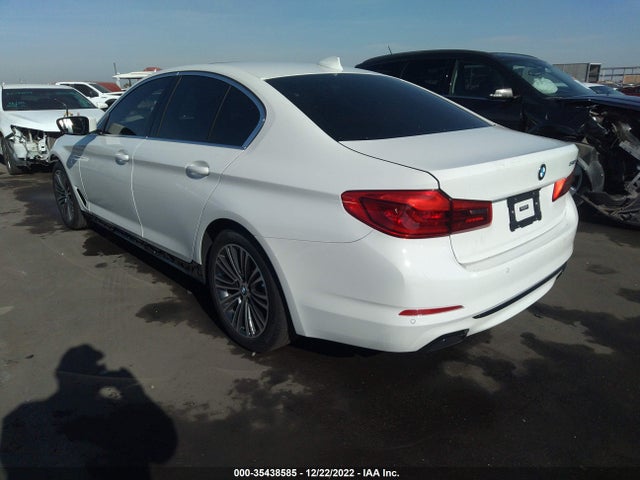 2019 BMW 5 Series, VIN: WBAJE5C53KWW11759
