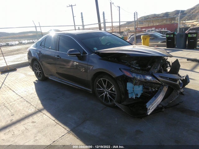 2022 Toyota Camry, VIN: 4T1T11AK3NU631174