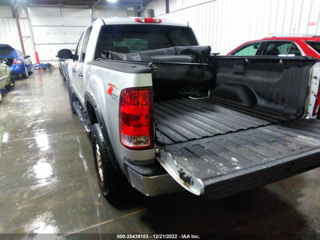 2011 GMC SIERRA 1500 SLE VIN: 3GTP2VE3XBG404169